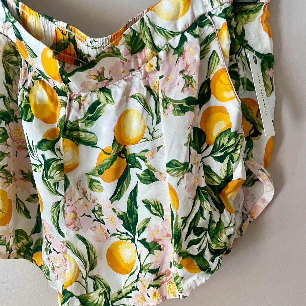 By Anthropologie Silky Patterned Pyjama Shorts Lemon Print NWT - Picture 7 of 8